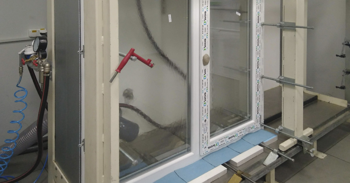 В лабораторії МІРОПЛАСТ провели випробування вікна від компанії «ВСКН»